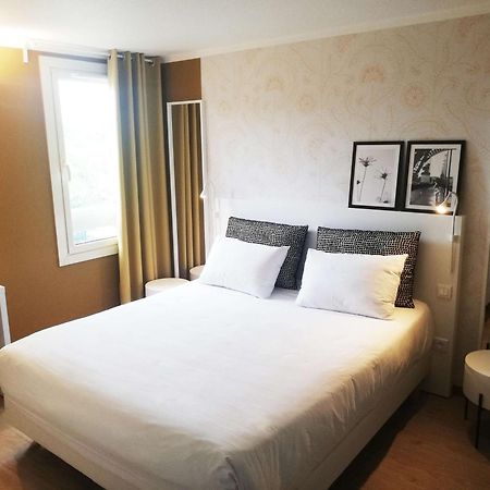 Brit Hotel Marseille Aeroport Mirabeau Εξωτερικό φωτογραφία