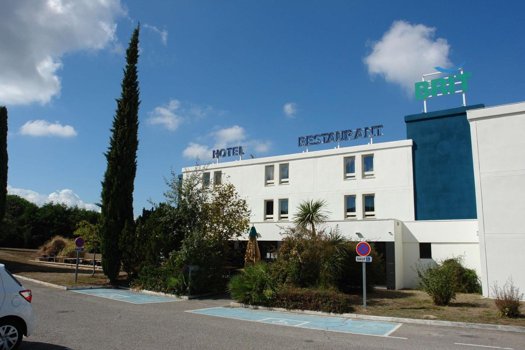 Brit Hotel Marseille Aeroport Mirabeau Εξωτερικό φωτογραφία