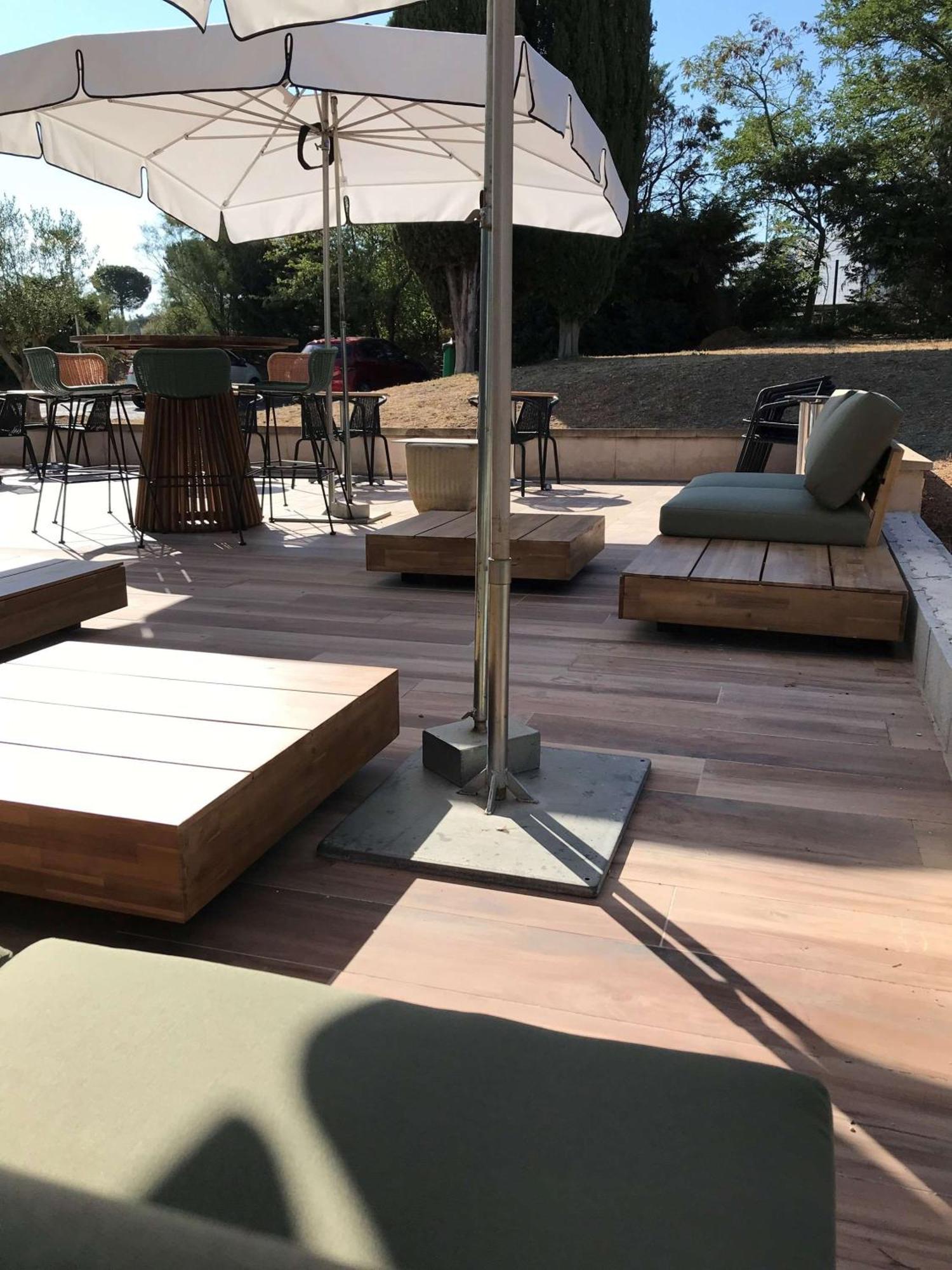 Brit Hotel Marseille Aeroport Mirabeau Εξωτερικό φωτογραφία